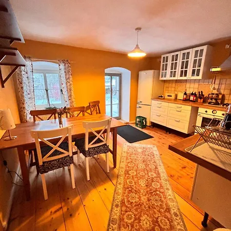 Forsthaus Bergfrieden Am Kloster Sankt Marienthal * Ostritz