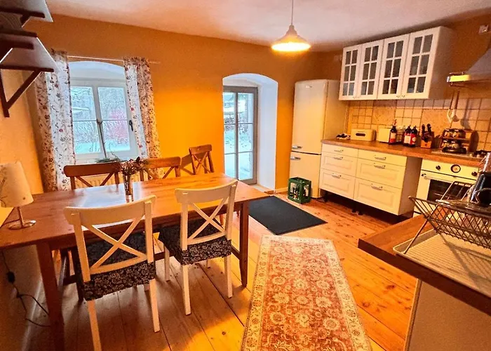 Forsthaus Bergfrieden Am Kloster Sankt Marienthal * Ostritz